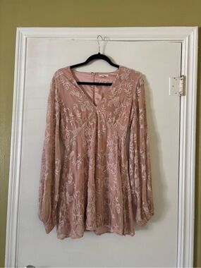 Tularosa Light Pink Mini Dress Floral Long Sleeve Size Small